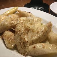 カルネジーオ イースト - 