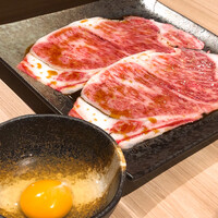 近江うし 焼肉 にくTATSU 青山本店 - 
