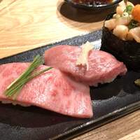 北新地 肉料理 名門 - 