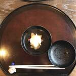 阿寓 - お椀ふた開けです