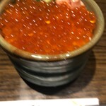 遠藤水産 - イクラ丼