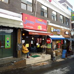 Jonny Dumpling - 外観