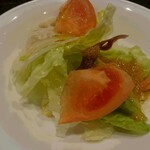 Ishikawa Mon - カレーについてくるサラダ