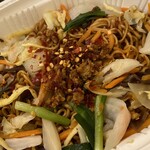 ファミリーマート - 娘のXO醬焼きそば　なんか辛そう