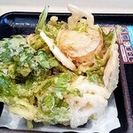 ゆで太郎 - 季節のかき揚げは、春菊と帆立のかき揚げ