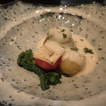 ふふ 熱海 - ペコロス・菜の花・じゃがいものクリームソース掛け