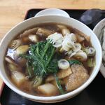 永井 - 大きな丼でたっぷりの肉汁