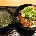 カルビ丼とスン豆腐専門店 韓丼 - 