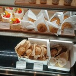 ヤツドキ マロニエゲート銀座2