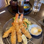 Yutoro - 海老フライ定食