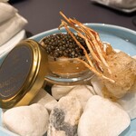 プレゼンテ スギ - ②黒い宝石とボタン(ボタンエビとキャビア)