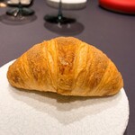 プレゼンテ スギ - ⑪自家製クロワッサン