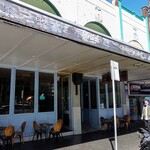 Kürtősh - クートッシュ Kürtősh　サリーヒルズ店