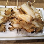 やき鳥三太郎 - なんこつ串焼き(2019年12月29日撮影)