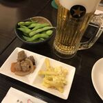 串処 絆 - 突き出しとビール