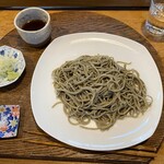 おおもり - 十割そば(¥1400)
      量も割とあります。有難い。