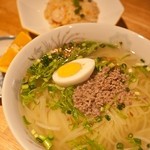 ディーバーズ - ラーメンとチャーハンセット