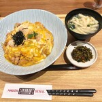 ハカタ洋膳屋 ロイヤル - はかた一番どりの親子丼セット