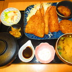 産直仕入れの北海道定食屋 北海堂 - ミックスフライ定食　９３５円（税込）デフォ【２０１９年１２月】