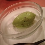 ウン・パッソ - ピスタチオのアイスクリーム