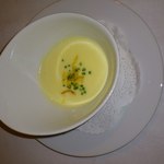アジュール - 新玉葱の甘いクリームスープ
