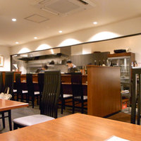 八お野 - 店内