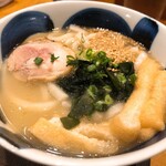 Sumibikushiyaki Kumadanshaku - 鶏塩うどん　590円