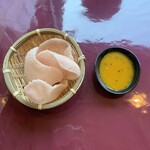 ベンガルタイガー - エビせんべい、マンゴーソース