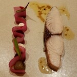 レストランひらまつ - ゴボウ、ビーツ、フロマージュのソース