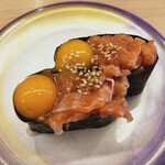 すし江戸 - サーモンユッケ