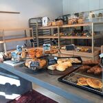 BREAD LAND NACHURU - 店内