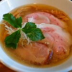 豚骨清湯・自家製麺 かつら - 美しいビジュアルのアップ