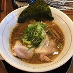 虹橋食堂 - 節系醤油ラーメン