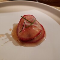 レストラン ラリューム - オマールブルーとピーチ蕪