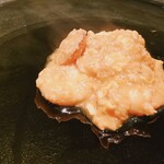 仁修樓 - エビチリ。ソースにも海老がたっぷり