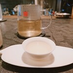 仁修樓 - ジャスミンの香りがすばらしい中国茶