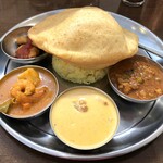 トリプルカレーセット2145円