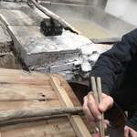 工房とったん - お試しで塩を少し舐めさせてくれました