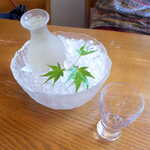 茶茶 - 冷酒。今回、飲酒の権利（非ドライバー）は父に譲りました～