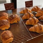 Boulangerie Coffret - クロワッサンとパンオショコラ好きです