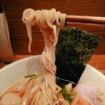 Homemade Ramen 麦苗 - ねじねじリフト！