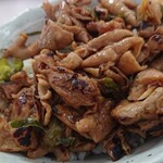 フライングフォックス - モツ焼き丼