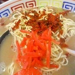kima hachi - 替玉3回無料、紅生姜と辛子高菜