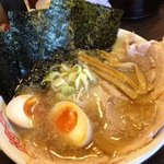 らーめん福たけ - 特製醤油ラーメンです。普通よりこってりがオススメ！