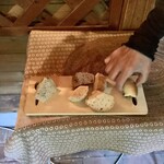 麦わらぼうし - 色々なパンを試食させてもらえました。