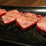 焼肉やまと - 極み黒毛和牛タン