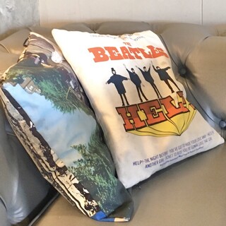 KOMAZAWA PARK CAFE - Beatles Cushion