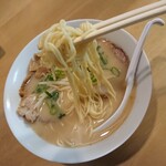 中華そば HIRO - 麺のリフトアップ
