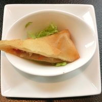 御膳房 銀座店 - 麻婆豆腐 1050円 の春巻き