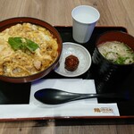 鶏三和 - 親子丼と鶏そばセット 1,078円